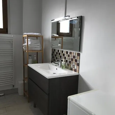 Le Catalpa - Centre Ville, Jardin & Parking! Apartment *